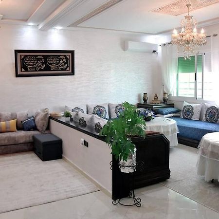Appartement Azurite - Traditionnel & Spacieux Fez Eksteriør billede
