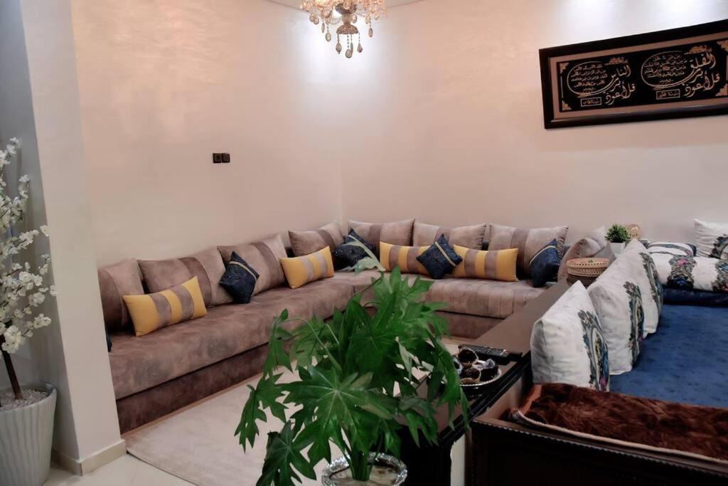 Appartement Azurite - Traditionnel & Spacieux Fez Eksteriør billede